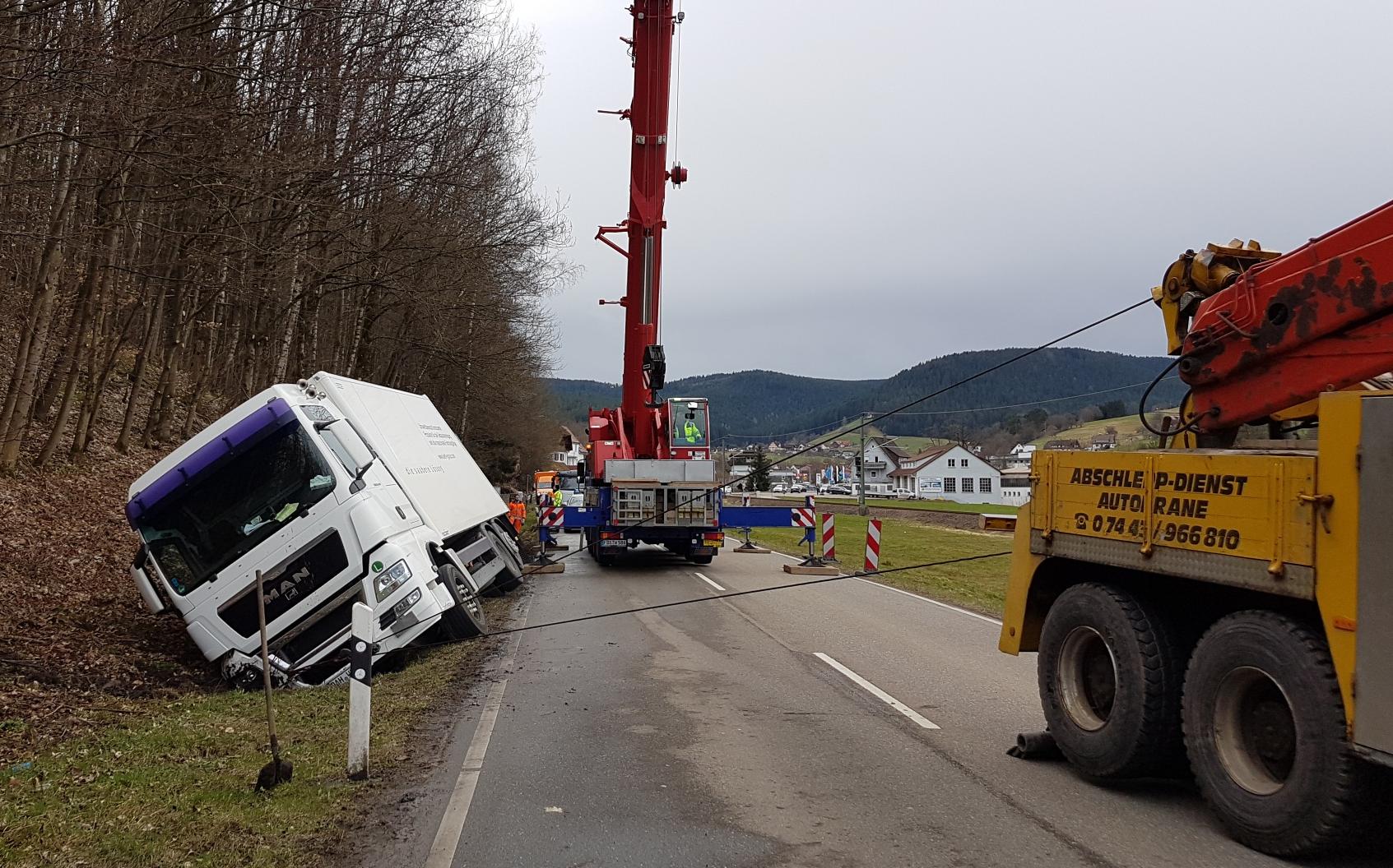 Unfall Auto Muz Glatten Baiersbronn Iveco